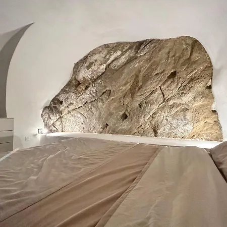 Cave House Menton
