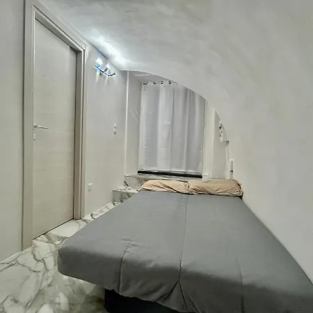 Cave House Menton
