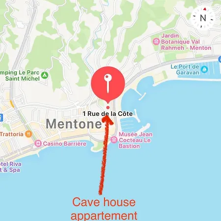 Cave House 아파트