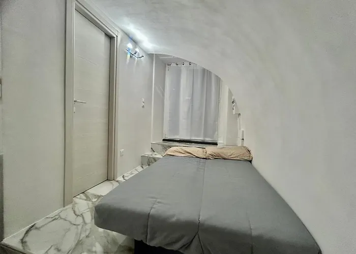 Cave House Menton